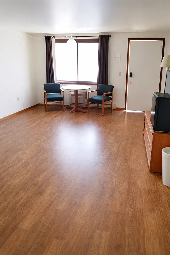 Rapids Studio Apartments — Photo 3