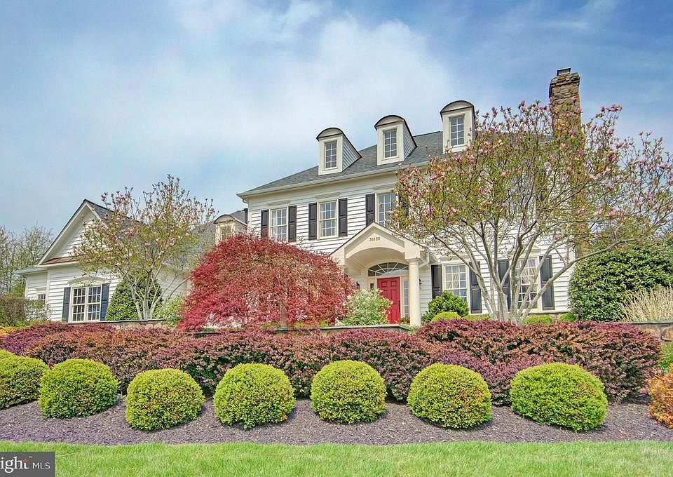 Beautiful Estate Home in Purcellville