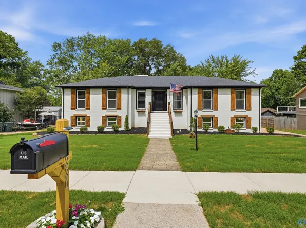 10220 Melanie Dr SE, Huntsville, AL 35803