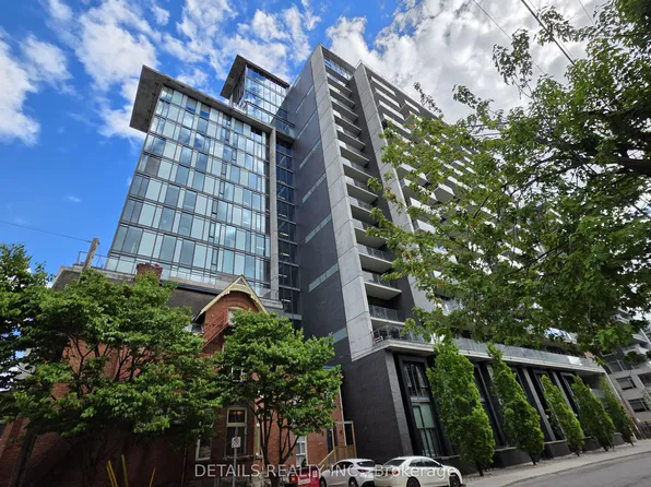 224 Lyon St N #812, Ottawa, ON K1R 0C1
