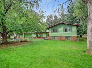 104 Crestwood Ct, Shawano, WI 54166
