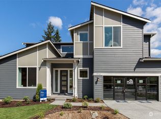 3912 NE 27th Pl #1, Renton, WA 98059