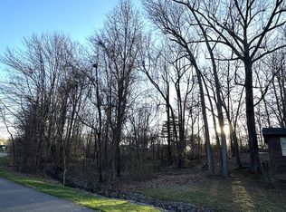 Edward St, Madisonville, KY 42431