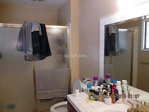 4th image of 1817 Stonehaven Dr