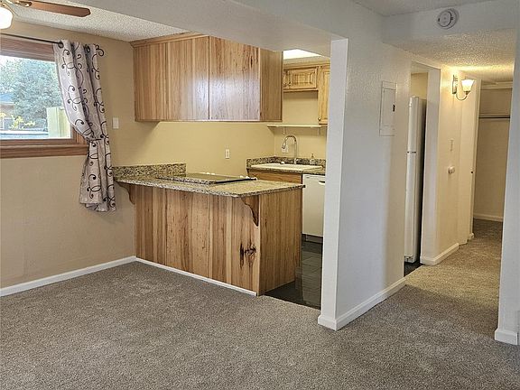 4th image of 1723 Robb Street #4