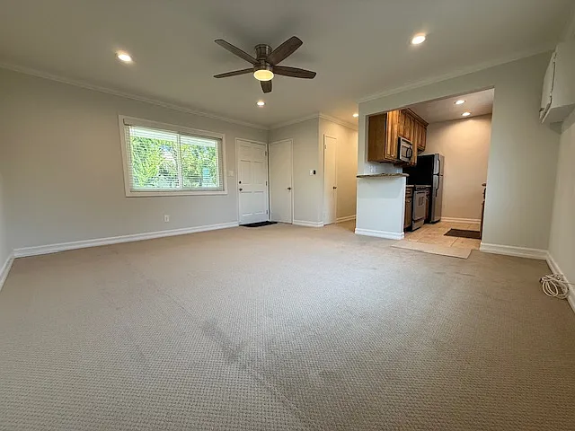 2611 W Clark Ave #B — Photo 7