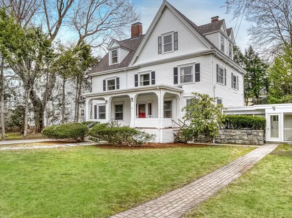 50 Grafton St, Newton, MA 02459