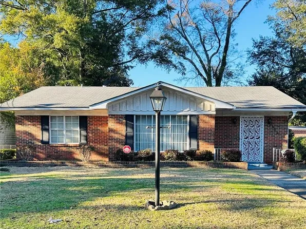 1856 Nabers Dr, Mobile, AL 36617