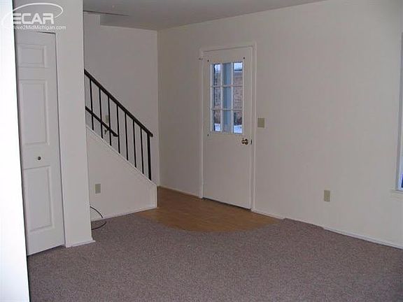 3rd image of 1103 Leisure Dr