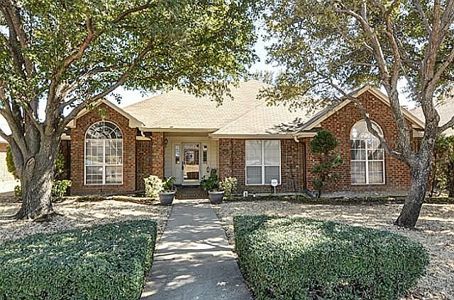 1st image of 2128 Larkspur Dr