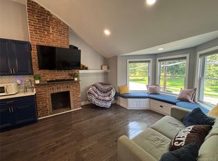 162 Dubois St #3, Newburgh, NY 12550