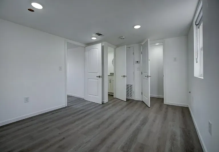 2608 S Laurel St #1 — Photo 10