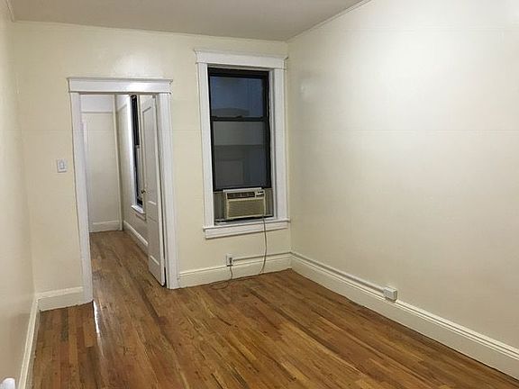 5th image of 3425 42nd St #1R