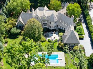 3102 White Oak Ln, Oak Brook, IL 60523