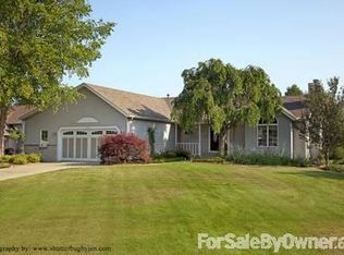 2615 Curtice Wood Dr NE, Grand Rapids, MI 49525