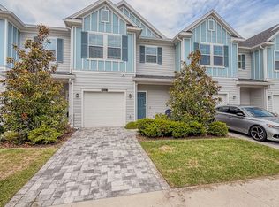 280 Boracay Cir, Saint Johns, FL 32259