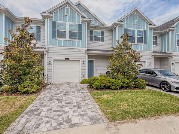 421 Boracay Cir, Saint Johns, FL 32259