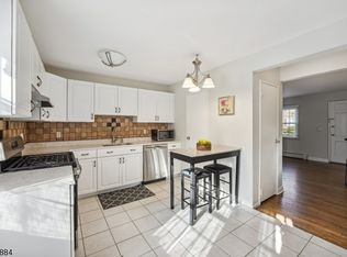 517 Pitney Pl, Morristown, NJ 07960