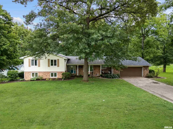 9927 132nd Street Ct W, Taylor Ridge, IL 61284