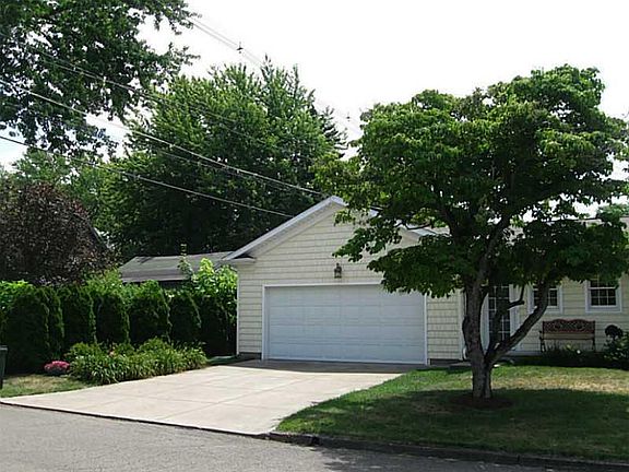 2nd image of 401 Vermont Ave
