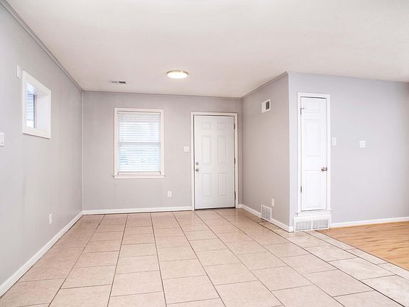2nd image of 8253 Whitebrook Dr