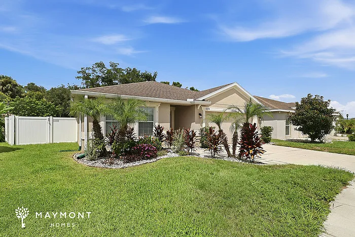 4 bed, 3.0 bath, 2022 sqft, $2,330 — Photo 2