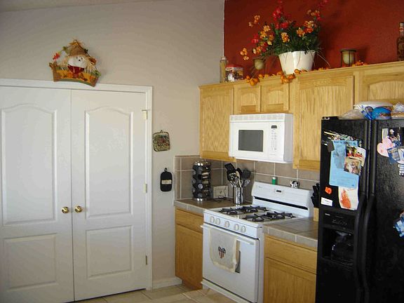 3rd image of 11951 Calcite Ave