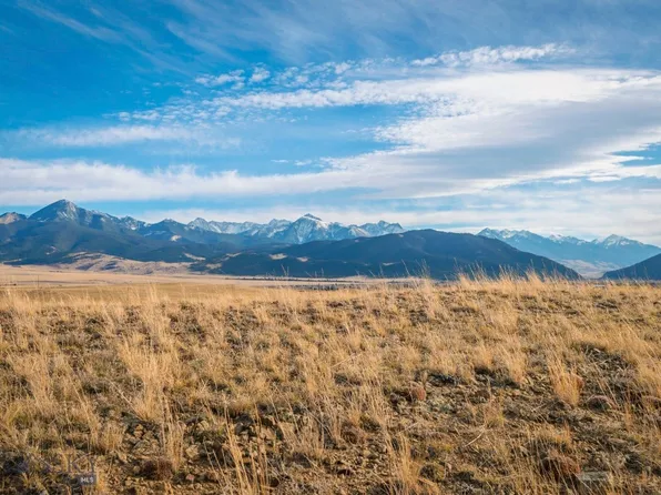 117 Prairie Dr, Livingston, MT 59047