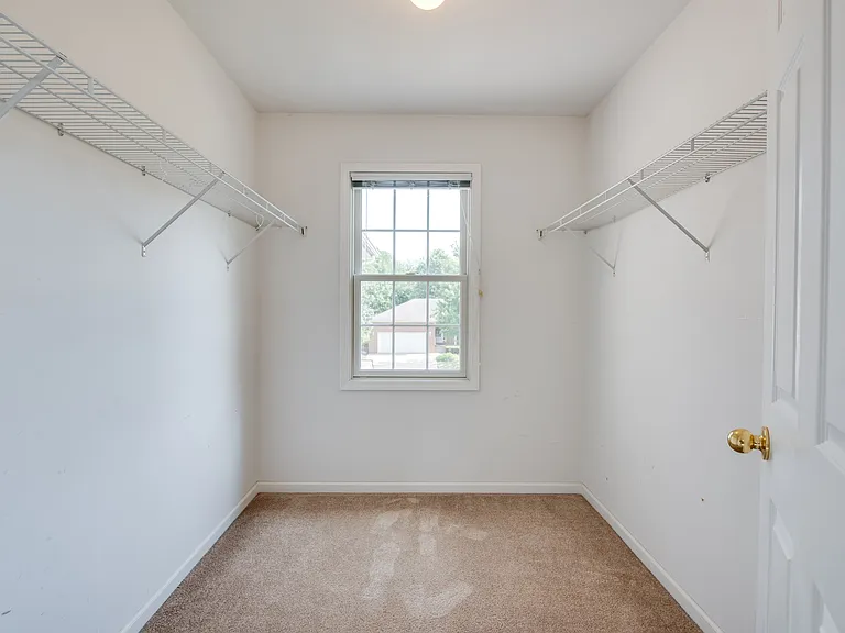 662 Chaney Ct — Photo 14