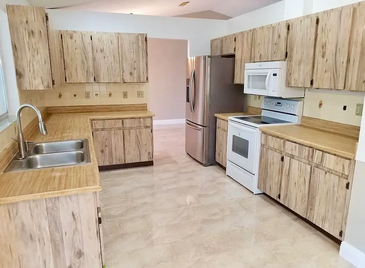 3 bed, 1450 sqft, $2,000 — Photo 4