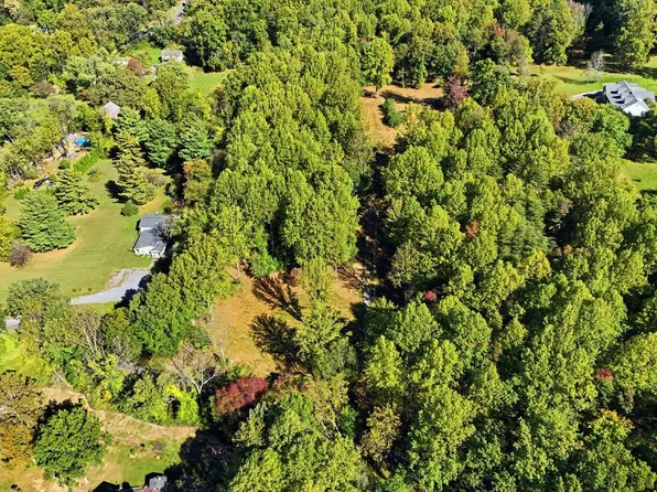 8899 Hawbottom Rd, Middletown, MD 21769