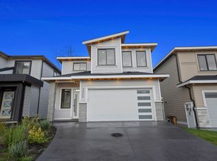 7523 205th St, Langley, BC V2Y 3S8
