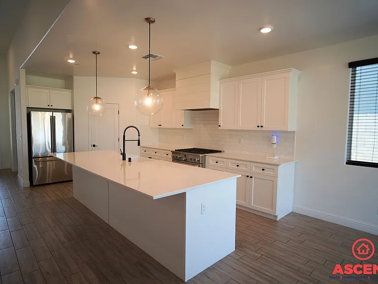 3208 Blue Creek Ln — Photo 8