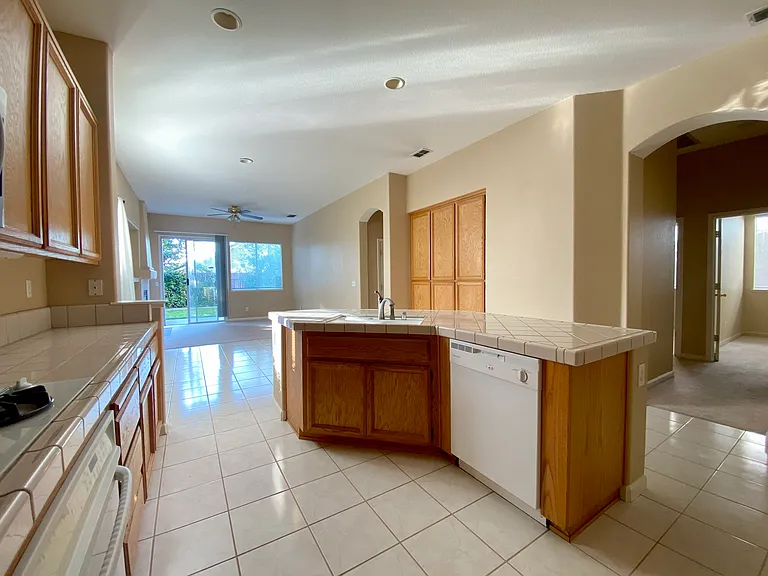 111 Lembi Dr — Photo 16