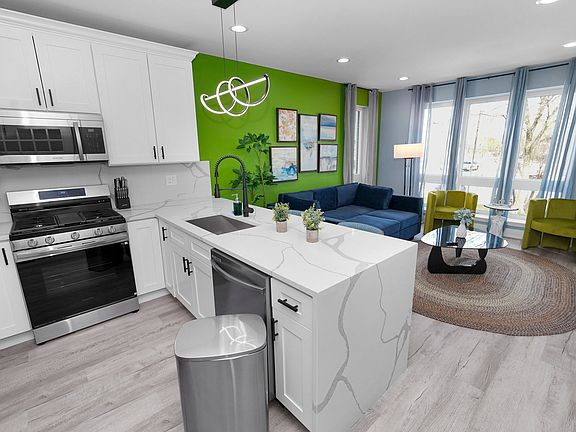 5th image of 1358 S Fairfield Ave #2