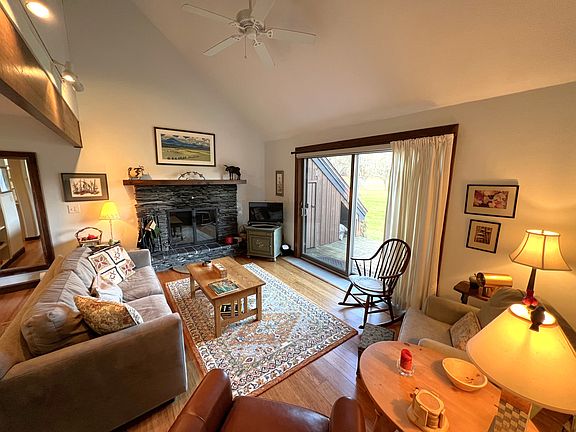 2nd image of 479 Stonybrook Rd Unit 32
