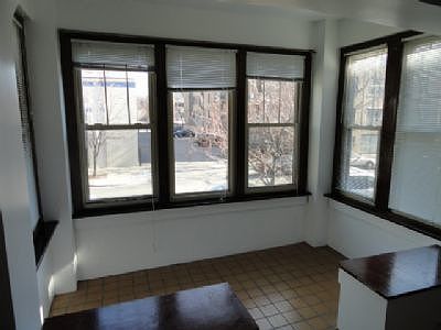 1st image of 5546 N Winthrop Ave #1
