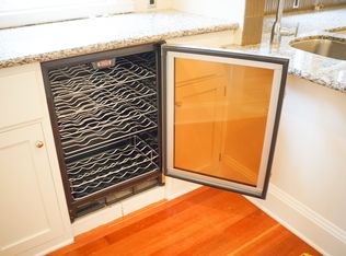 209 NW 23rd Ave APT 301, Portland, OR 97210