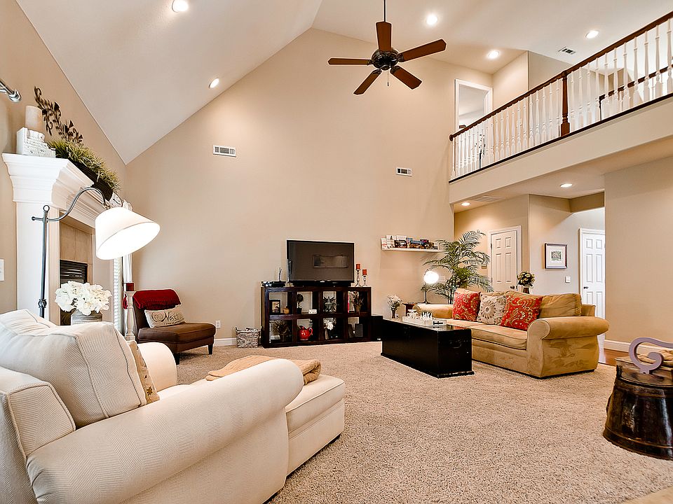 1st image of 6609 W Braebourne Dr