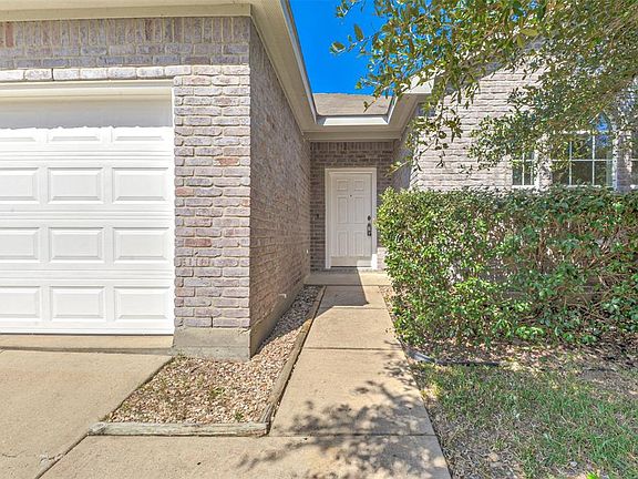 2nd image of 24118 Wild Horse Ln