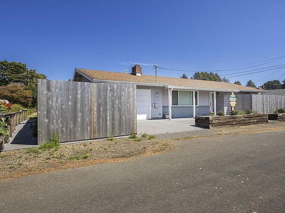 3rd image of 1631 NW 33rd St