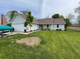 14707 Harvest Dr, Carmel, IN 46032
