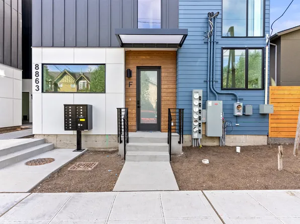 8849 Midvale Ave N, Seattle, WA 98103