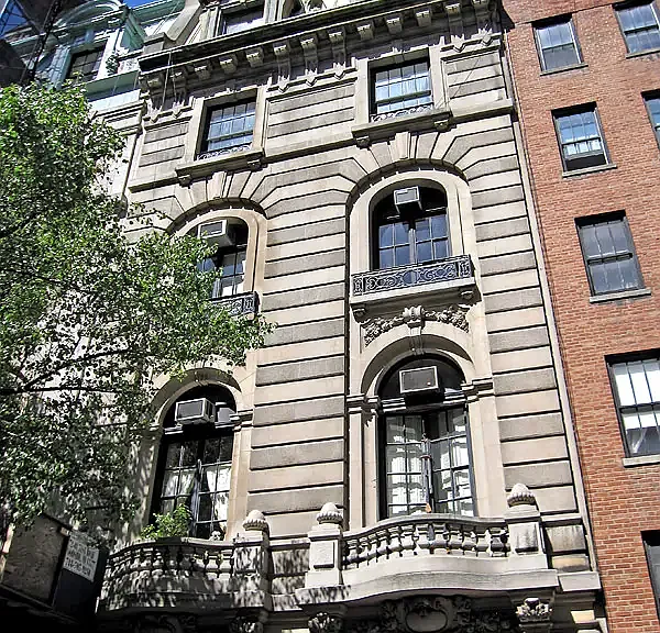 7 E 75th St #5B — Photo 2