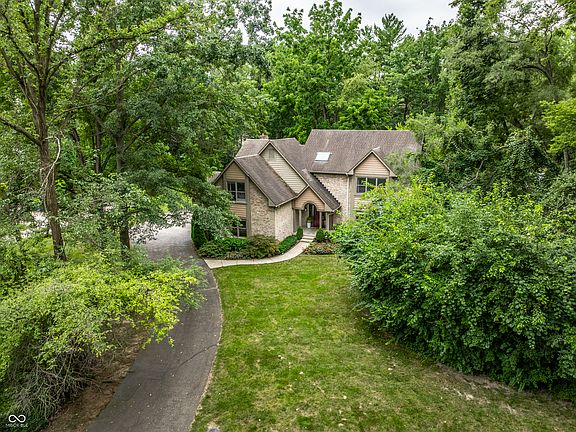 2nd image of 2247 Galahad Dr