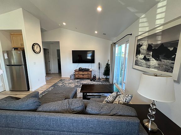 4th image of 2614 Avelar Ct