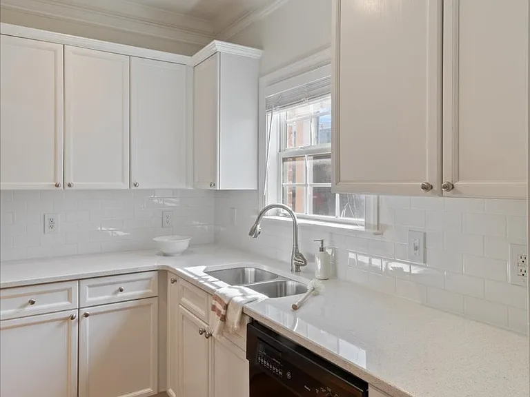 226 Acklen Park Dr #226 — Photo 13