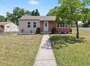 105 Maple Dr, Mechanicsburg, PA 17050