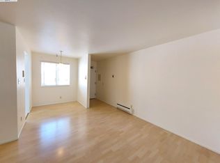 5853 Mission St APT 6, San Francisco, CA 94112