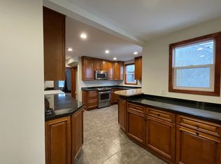 1096 22nd Ave SE, Minneapolis, MN 55414